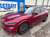 2025-Ford-Mustang-Mach-E-Premium-6400M5