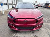 2025-Ford-Mustang-Mach-E-Premium-6400M5