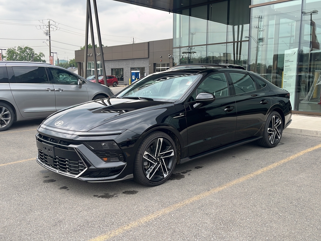 Abyss Black 2025 Hyundai Sonata Sedan 8-Speed Dual Clutch