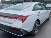 2025-Hyundai-Elantra-Preferred-27095E5