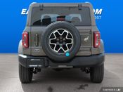 New 2025 Ford Bronco Outer-Banks 2254B5
