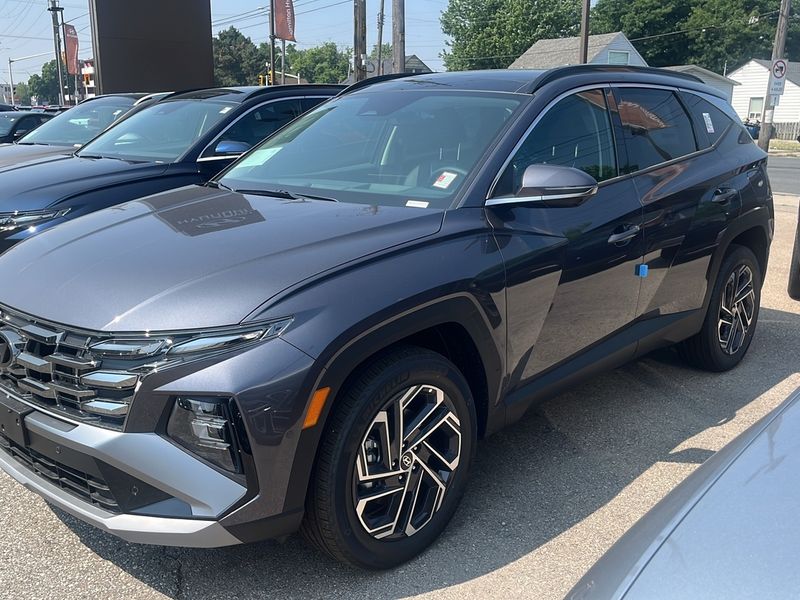 2025 Hyundai Tucson Hybrid