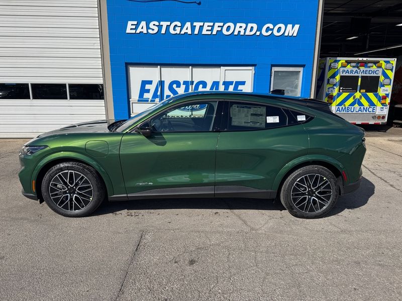 2025 Ford Mustang Mach-E