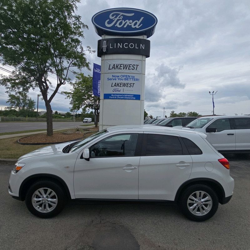 2019 Mitsubishi RVR