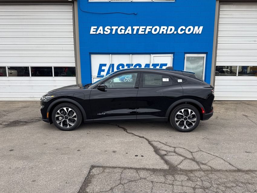 2025 Ford Mustang Mach-E