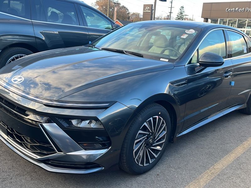 2026 Hyundai Sonata Hybrid