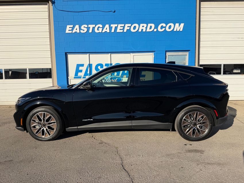 2025 Ford Mustang Mach-E