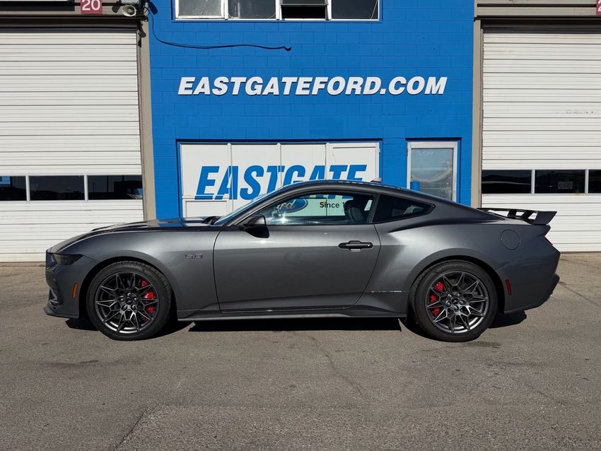 2025 Ford Mustang