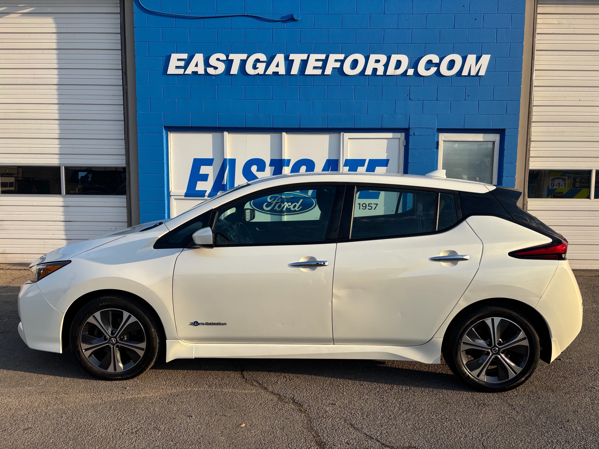  2018 Nissan LEAF Hatchback Front-Wheel Drive Automatic