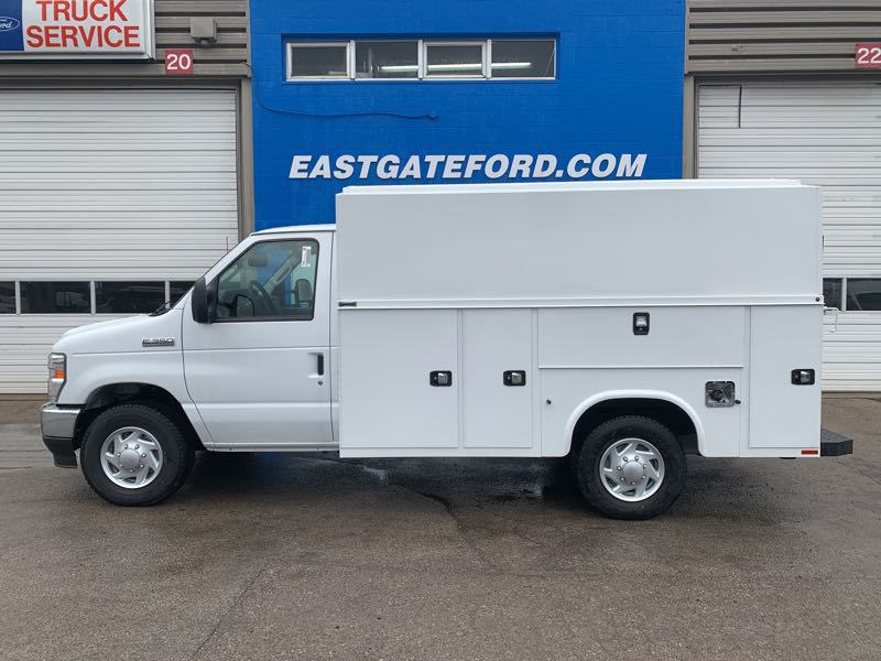 New 2024 Ford ESeries Cutaway E350 SRW 2516N4 Hamilton, ON Eastgate Ford
