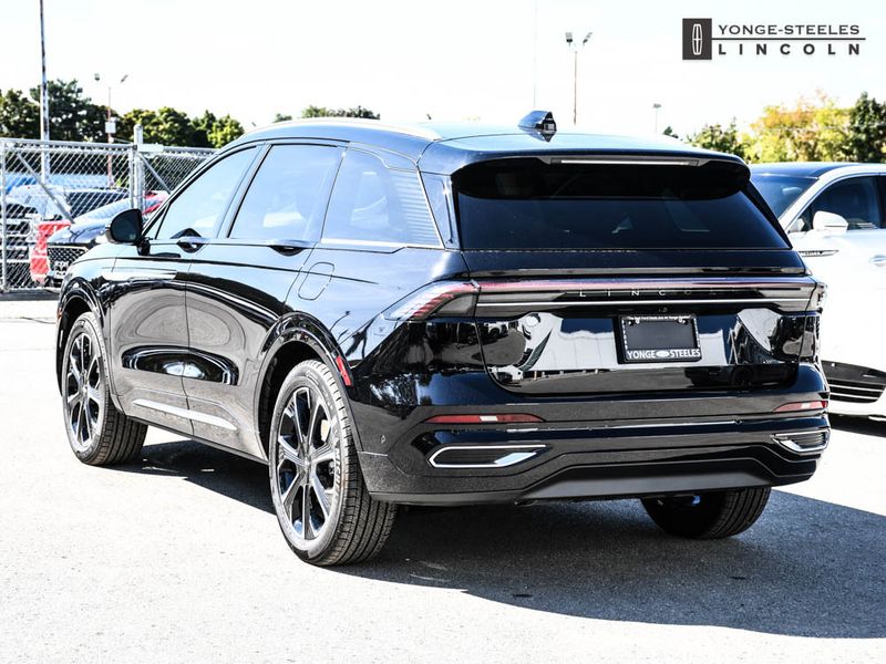 Used 2024 Lincoln Nautilus Reserve L15474