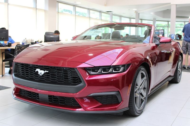 2025 Ford Mustang