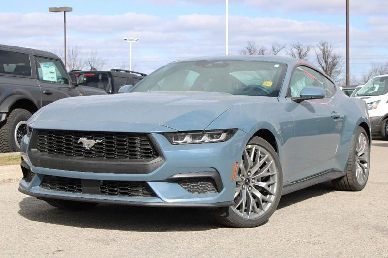 2025 Ford Mustang
