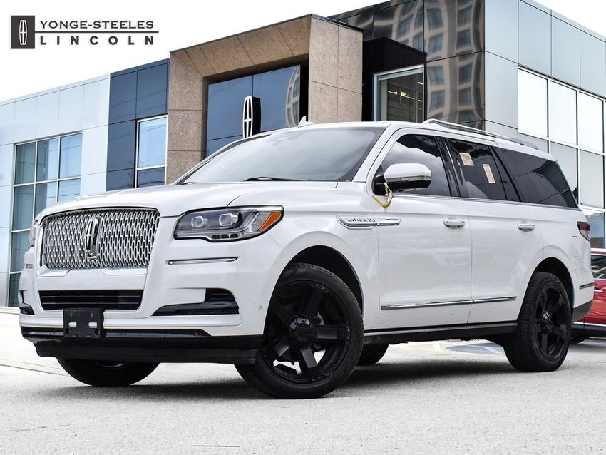 2022 Lincoln Navigator