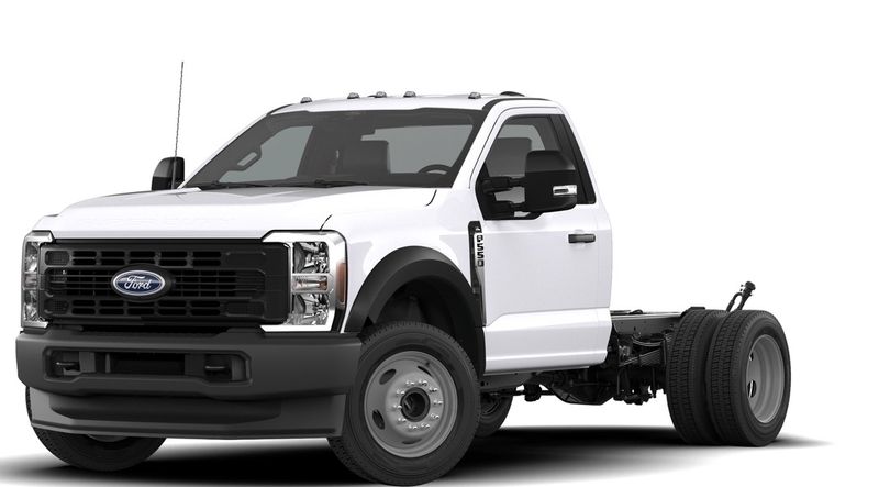 2026 Ford Chassis Cab