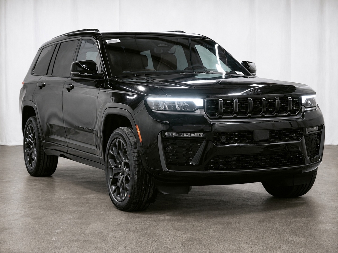 2026 Jeep Grand Cherokee L Altitude 4WD