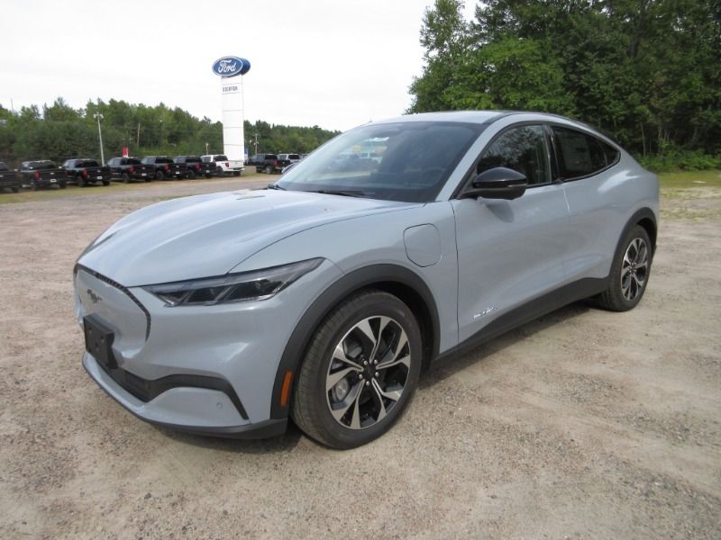 2025 Ford Mustang Mach-E