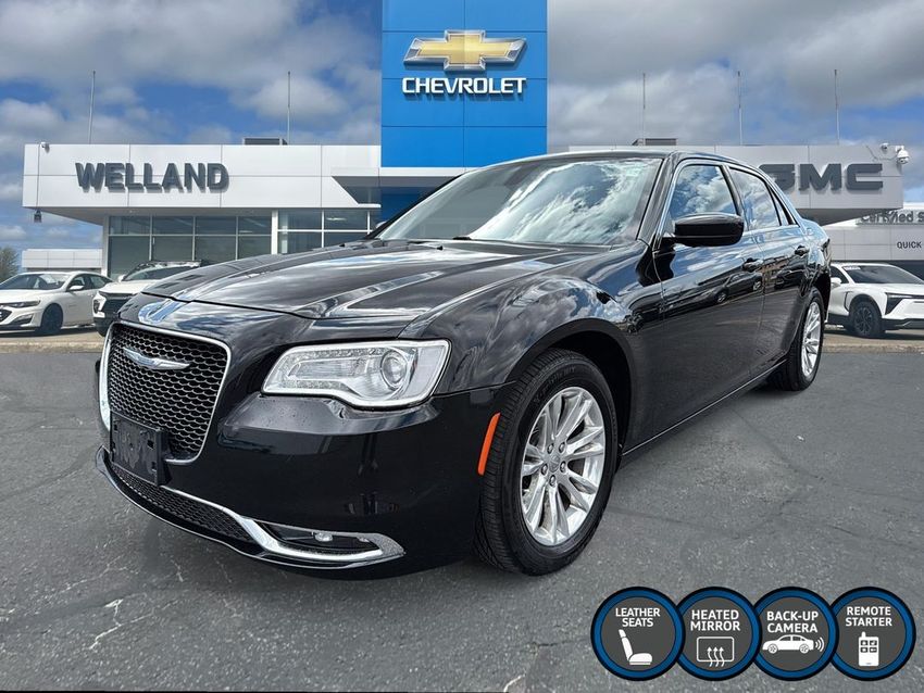 2017 Chrysler 300