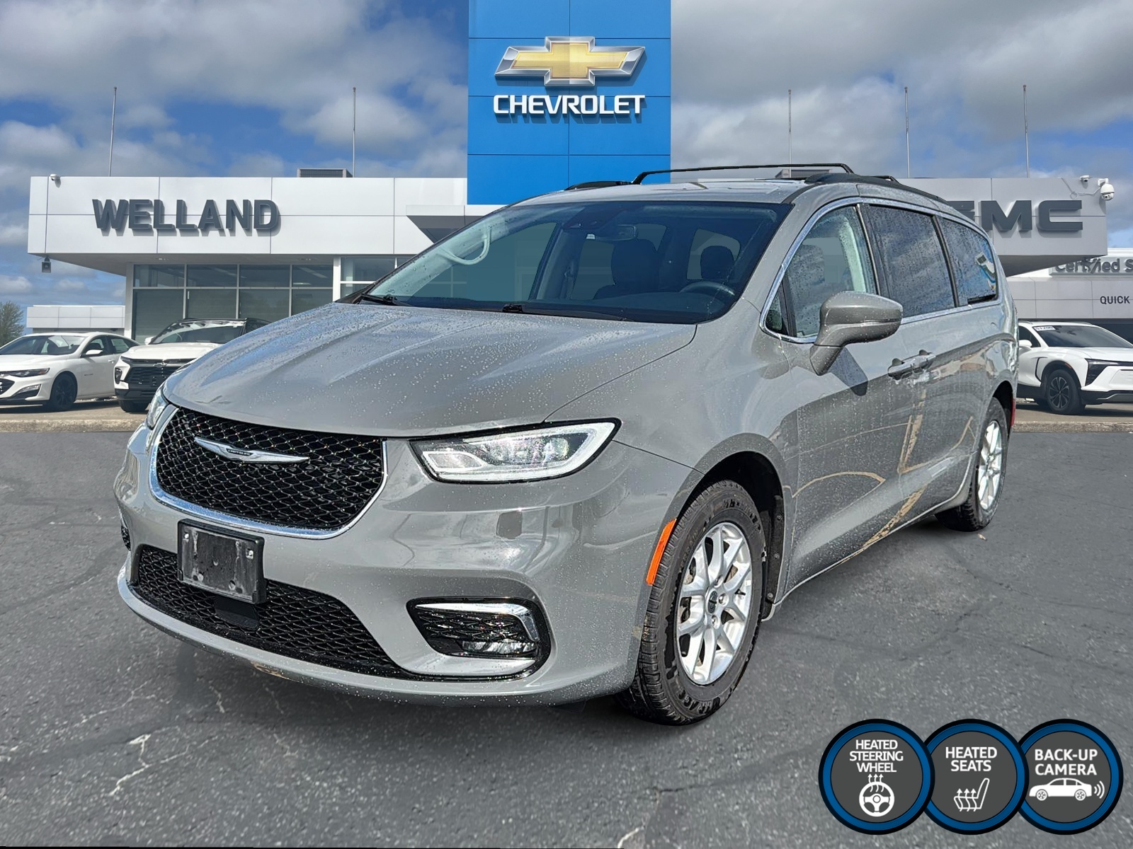 2022 Chrysler Pacifica Touring L FWD