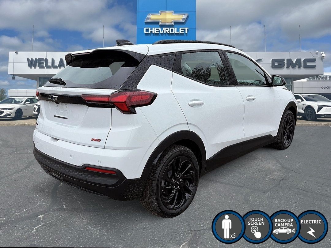 2027 Chevrolet Bolt RS photo 5