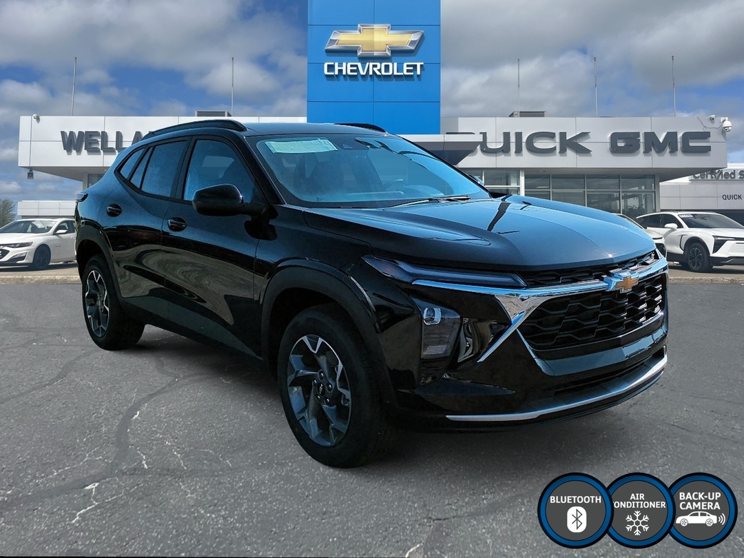 2026 Chevrolet Trax LT photo 3