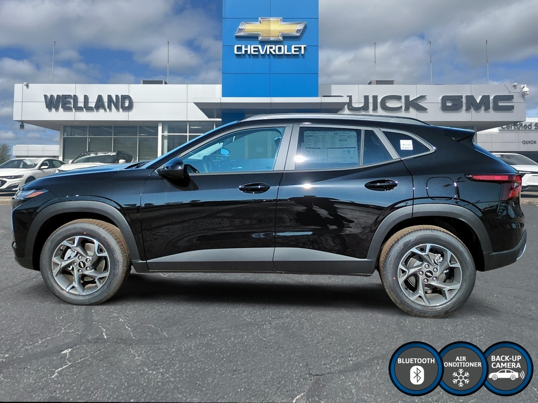 2026 Chevrolet Trax LT photo 8