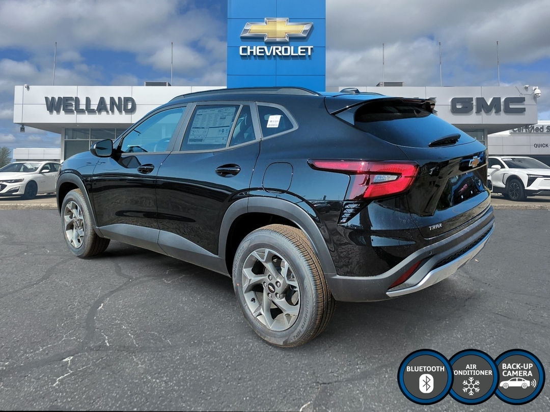 2026 Chevrolet Trax LT photo 7