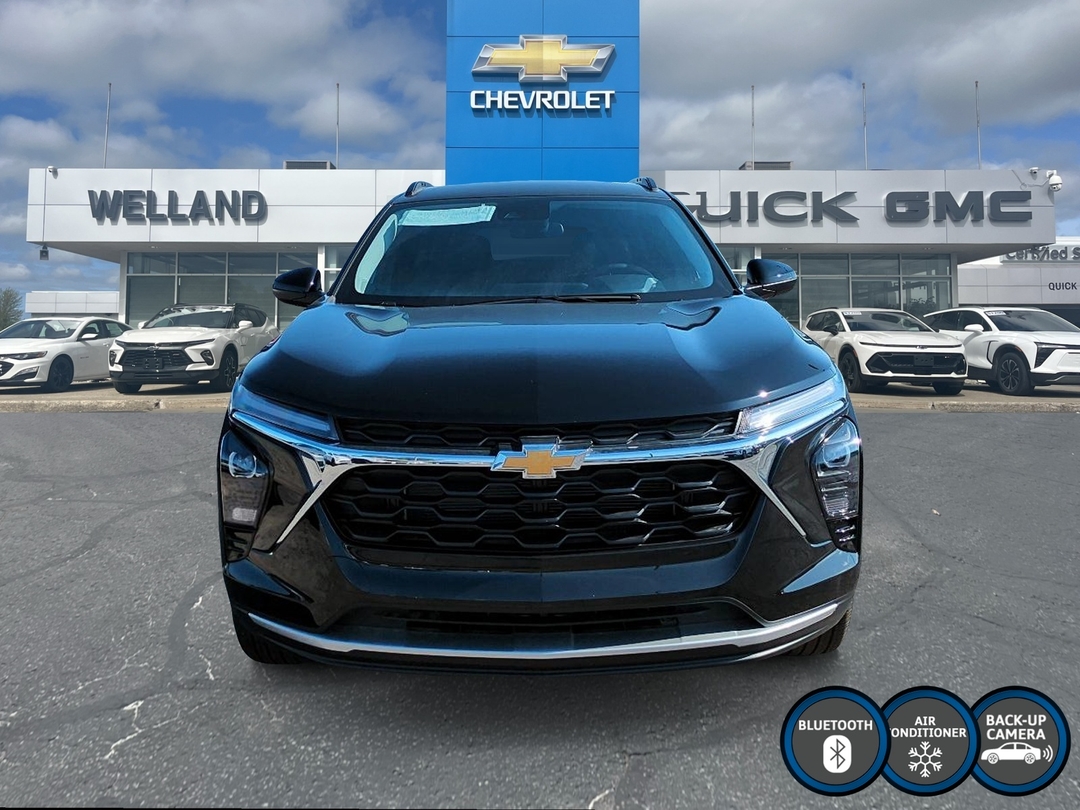 2026 Chevrolet Trax LT photo 2
