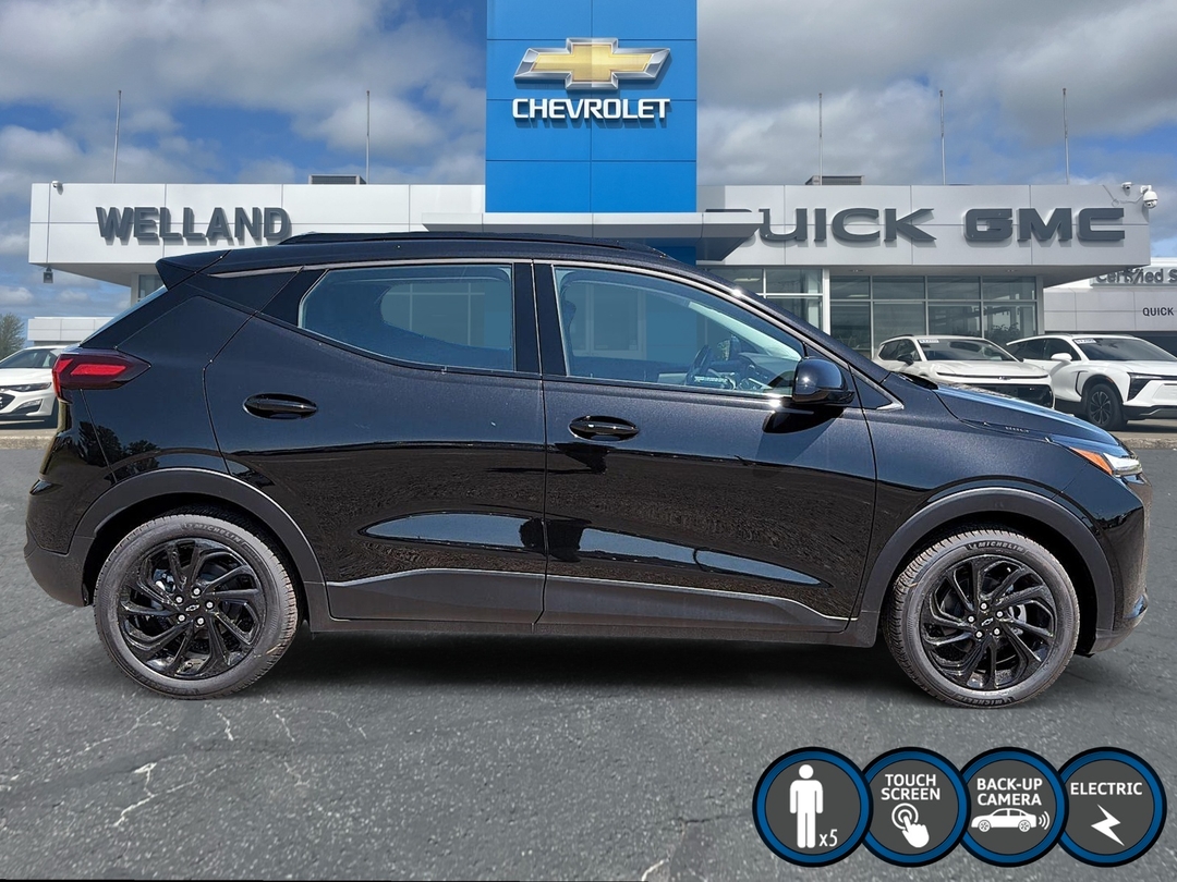 2027 Chevrolet Bolt RS photo 4