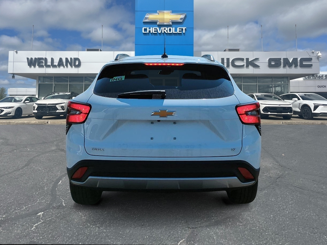 2026 Chevrolet Trax LT photo 6