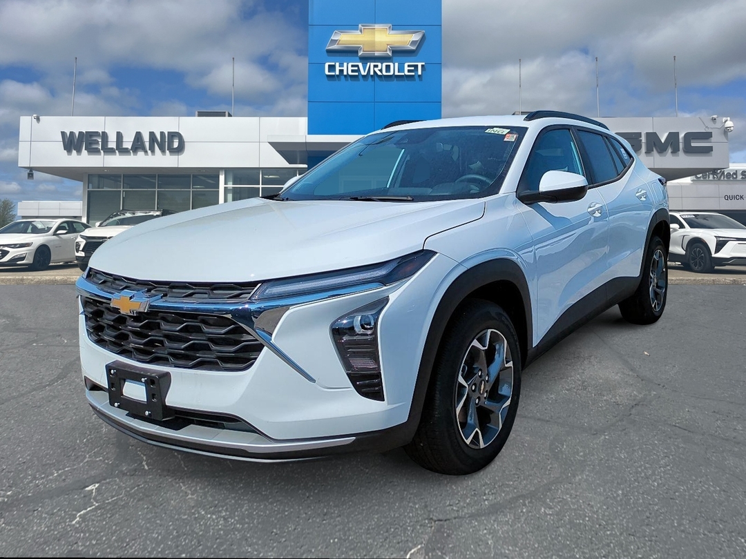 2026 Chevrolet Trax LT photo 1
