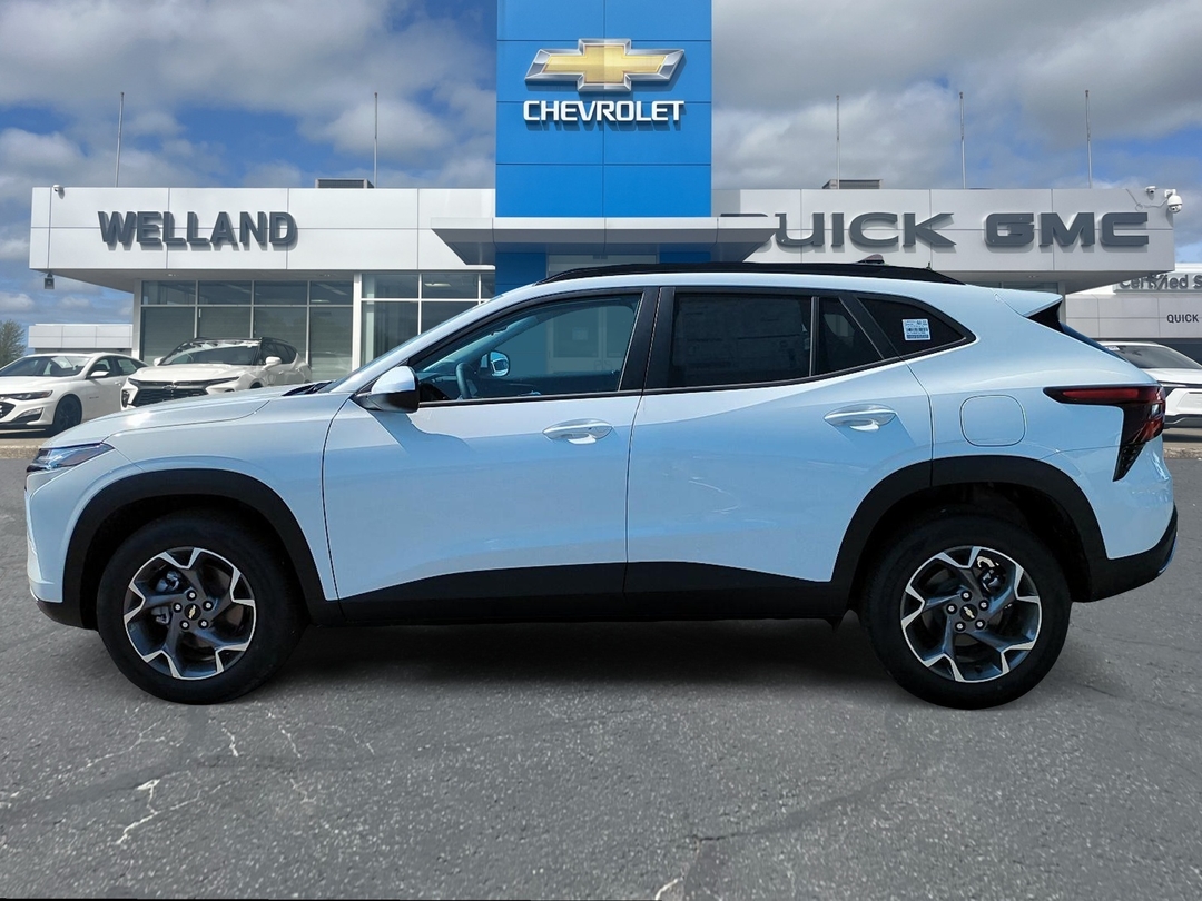2026 Chevrolet Trax LT photo 8
