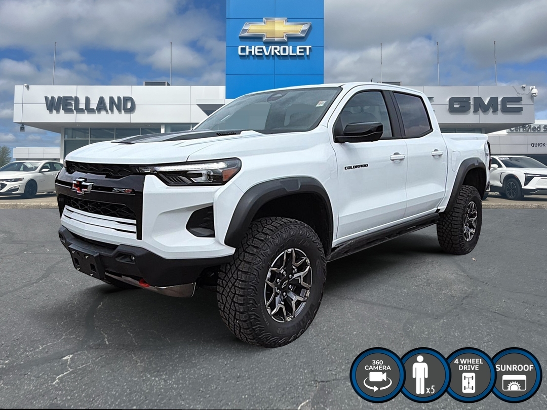 Summit White 2026 Chevrolet Colorado Pickup Truck Four-Wheel Drive 8-Speed Automatic