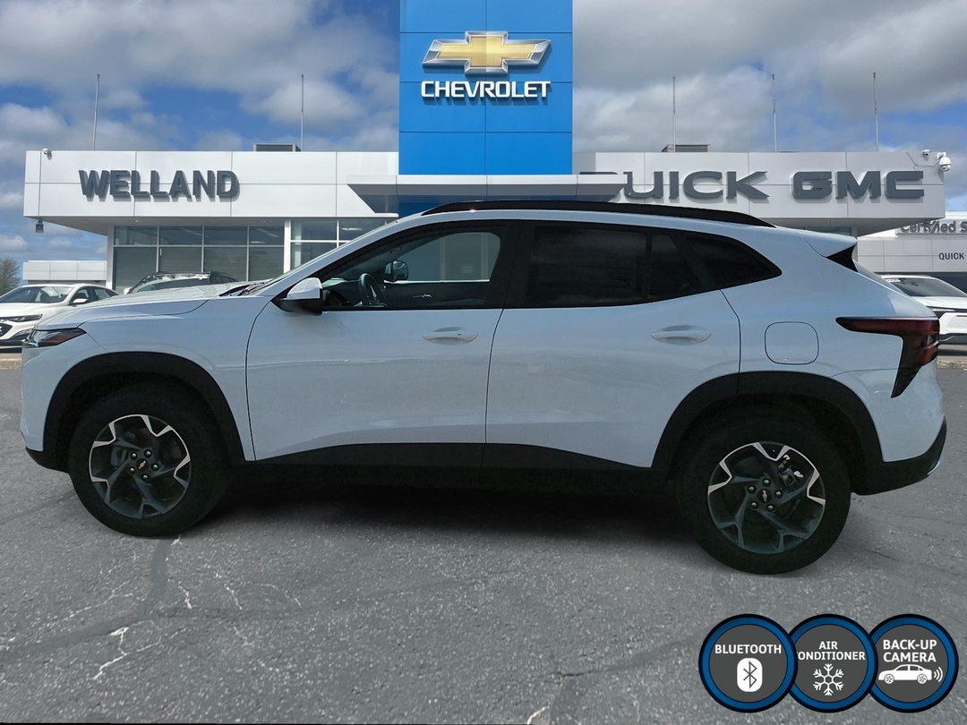 2026 Chevrolet Trax LT photo 8