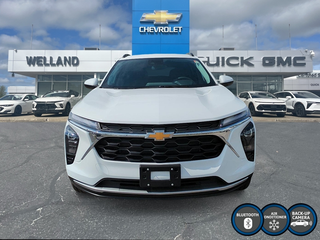 2026 Chevrolet Trax LT photo 2