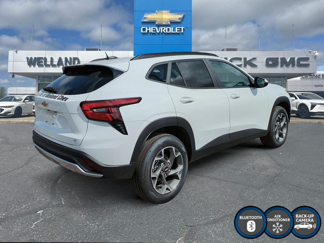 2026 Chevrolet Trax LT photo 5