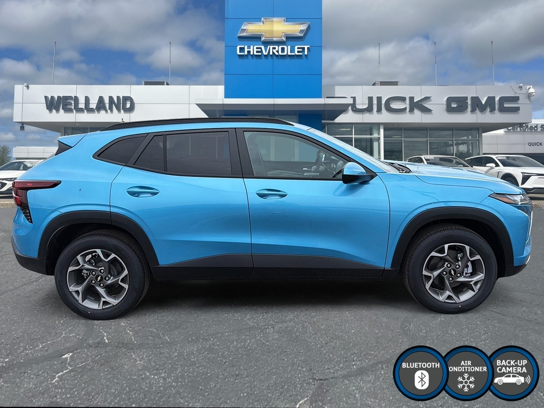 2026 Chevrolet Trax LT photo 4