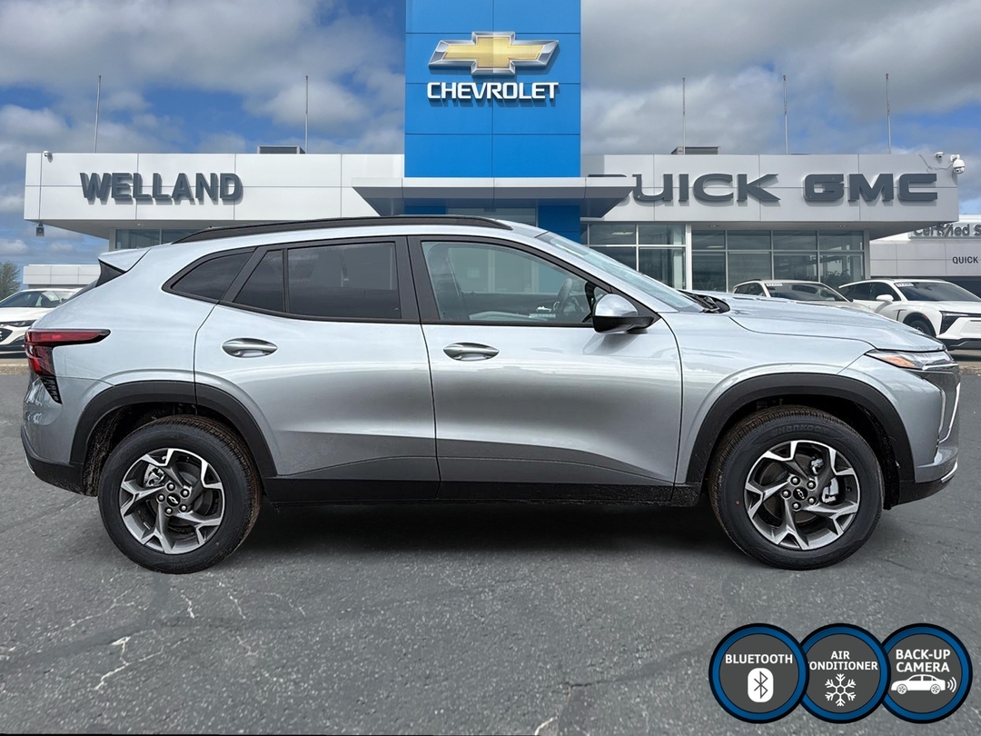 2026 Chevrolet Trax LT photo 4