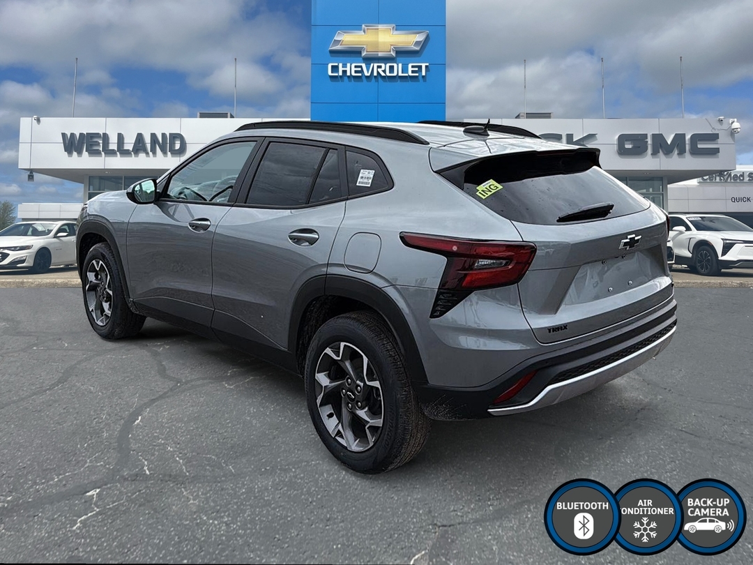 2026 Chevrolet Trax LT photo 7