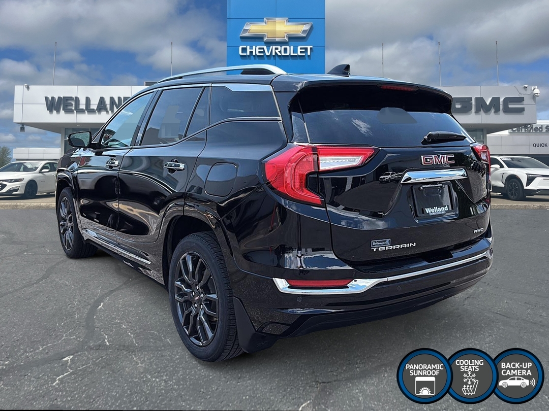 2022 GMC Terrain Denali photo 7