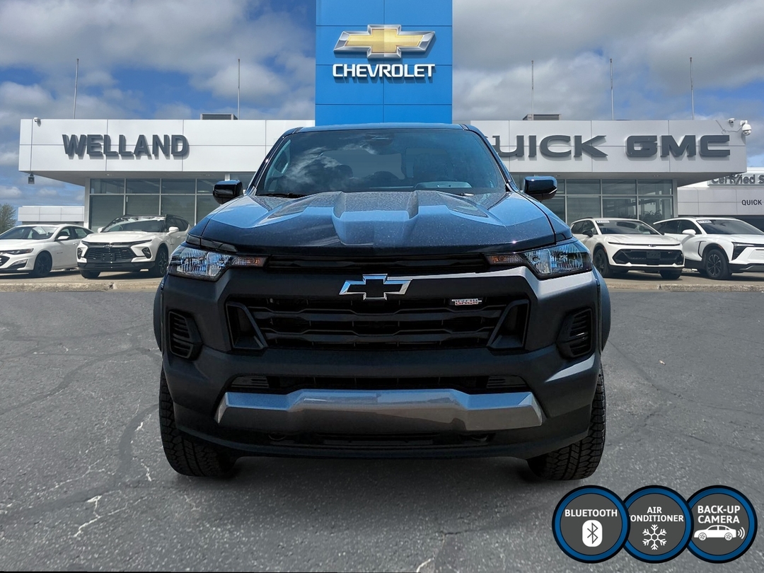 2026 Chevrolet Colorado 4WD Trail Boss photo 2