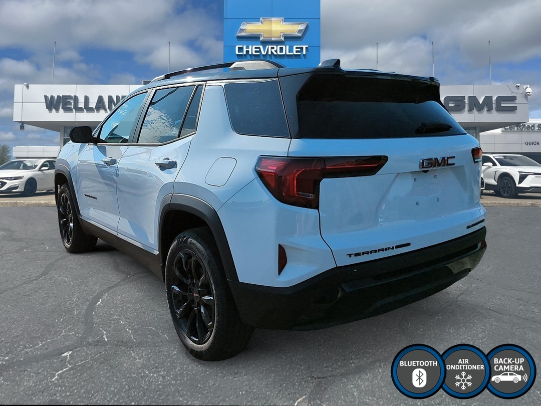 2027 GMC Terrain AWD Elevation photo 7