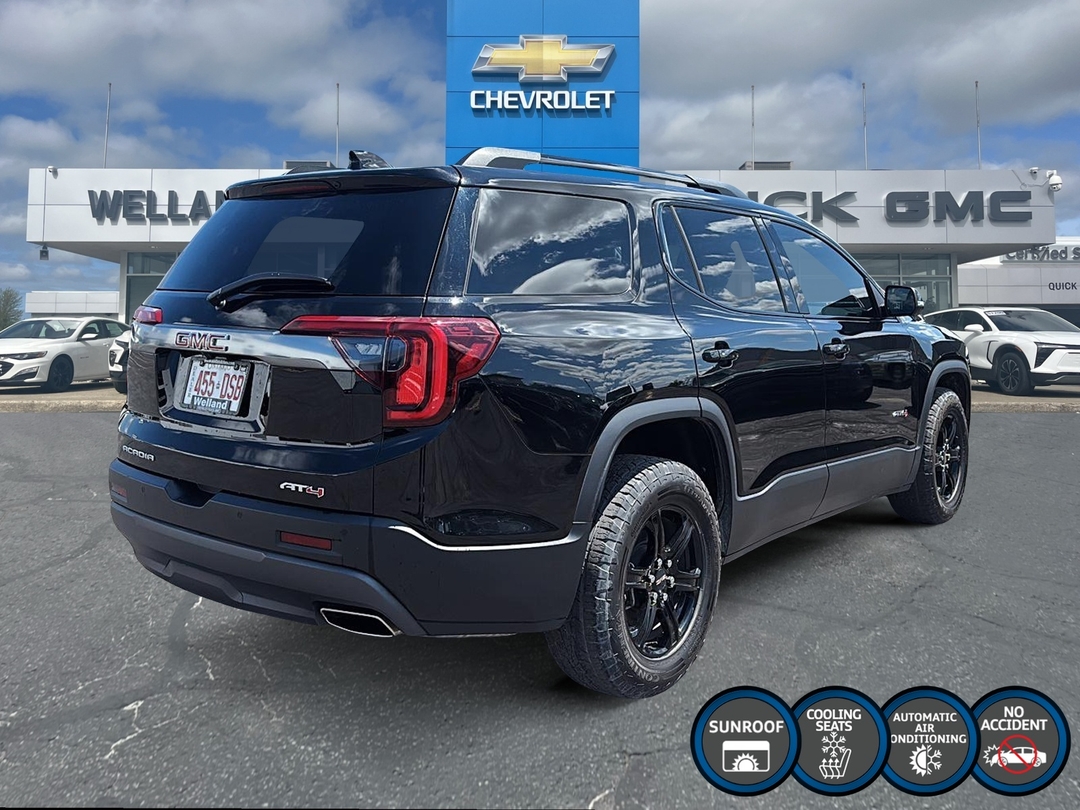 2023 GMC Acadia AT4 photo 5