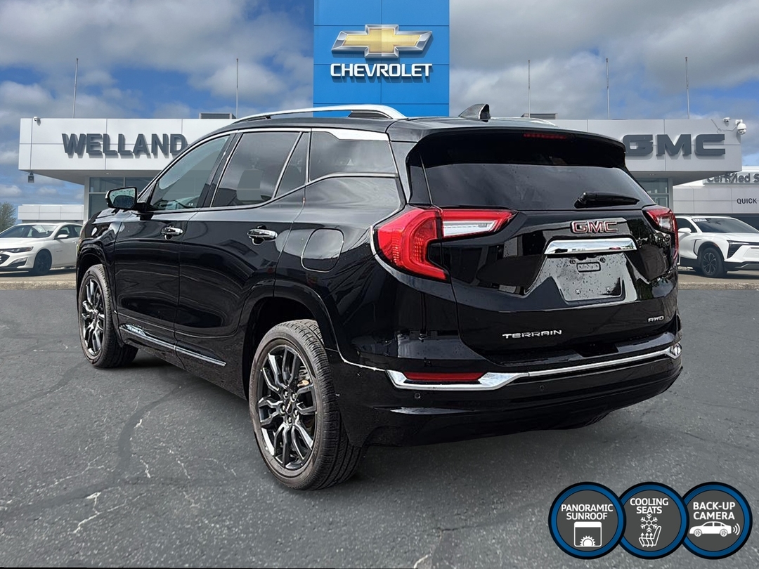 2024 GMC Terrain Denali photo 7