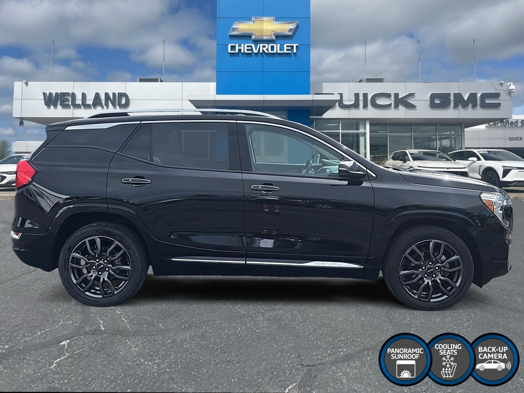 2024 GMC Terrain Denali photo 4