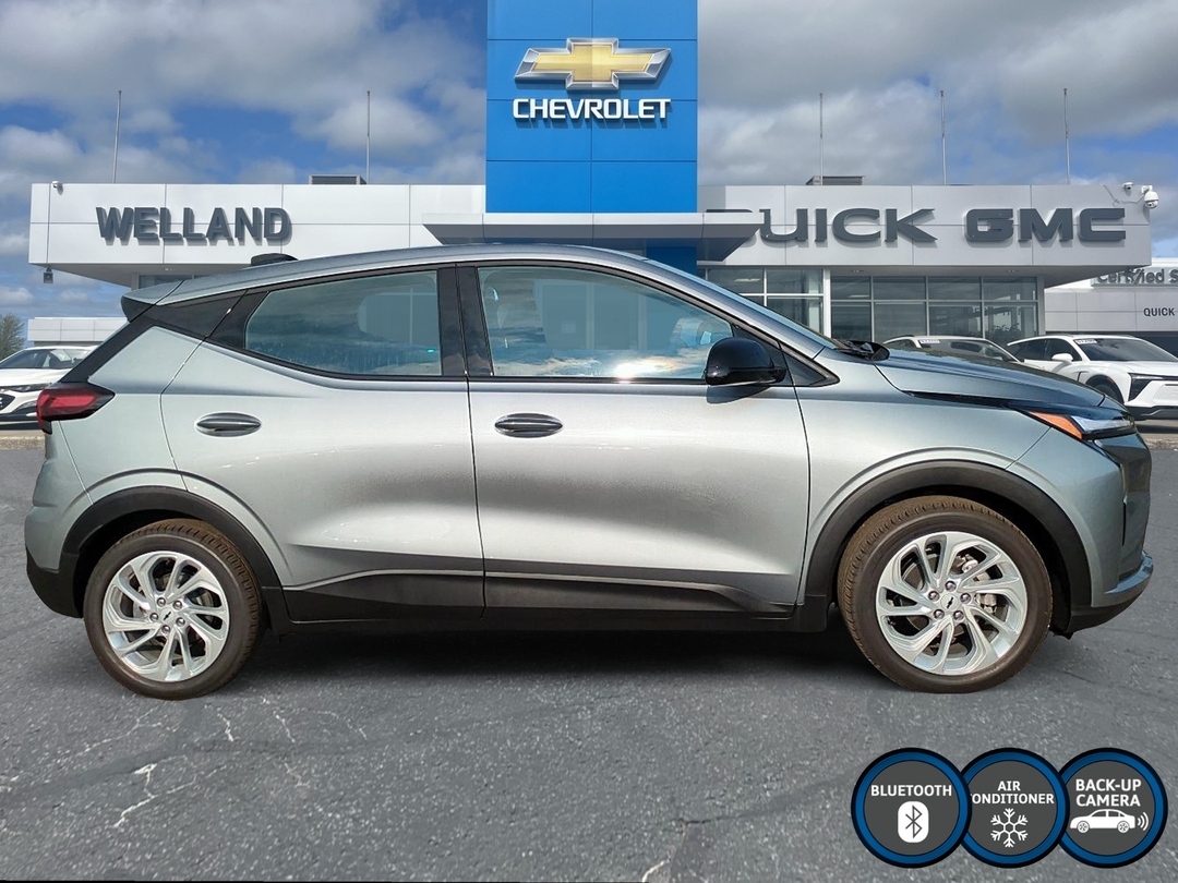 2027 Chevrolet Bolt LT photo 4