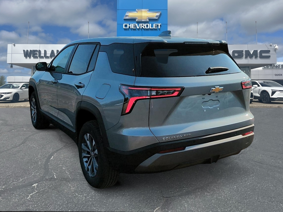2027 Chevrolet Equinox AWD LT photo 7