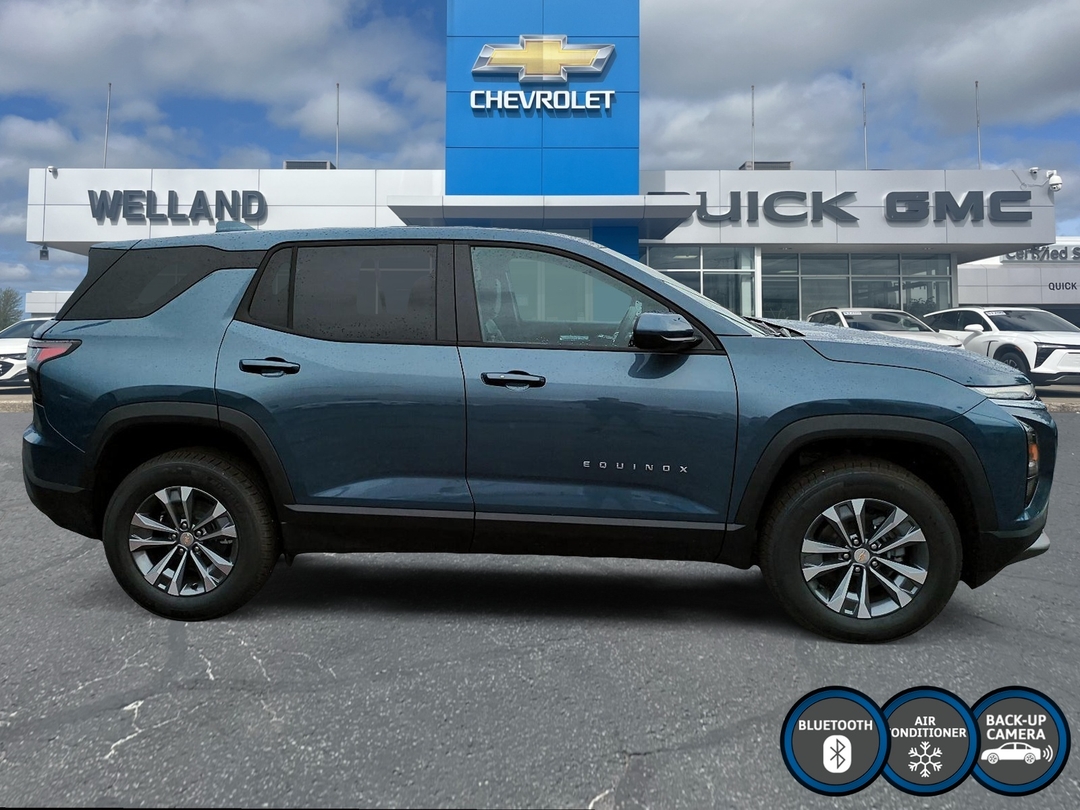 2027 Chevrolet Equinox AWD LT photo 4