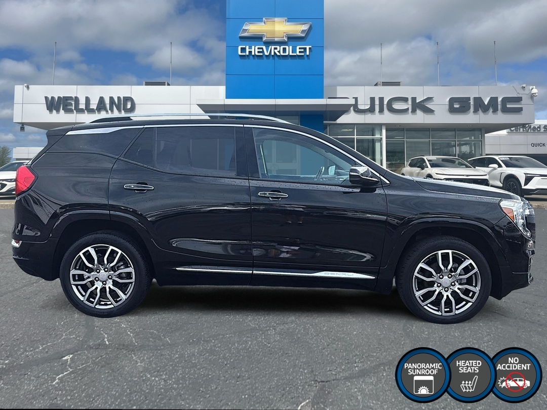 2023 GMC Terrain Denali photo 4