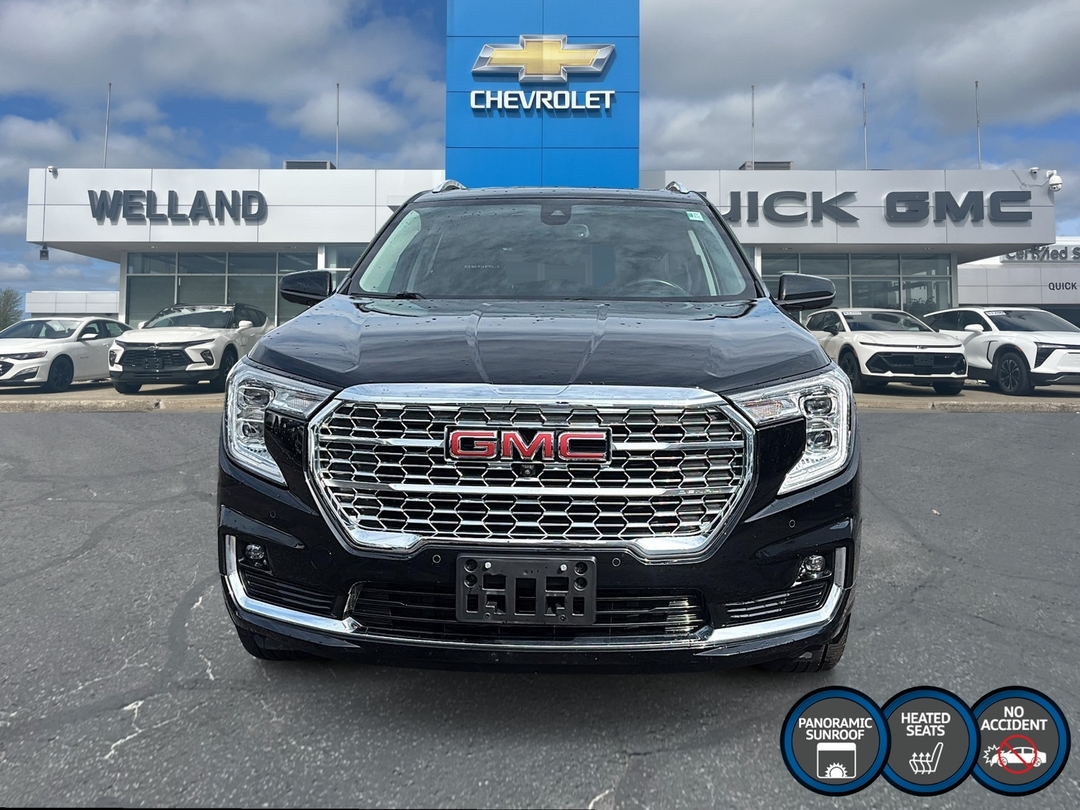 2023 GMC Terrain Denali photo 2